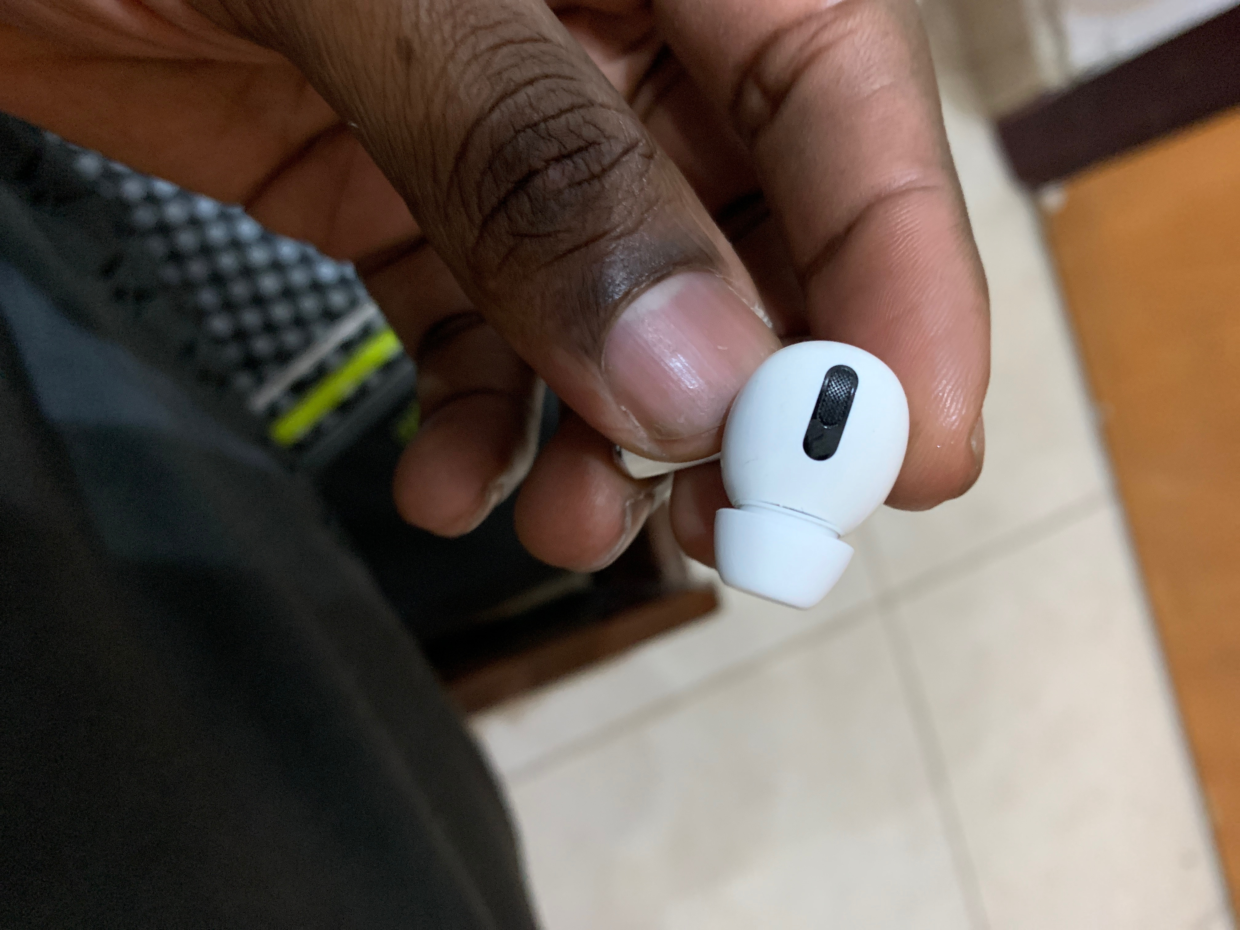 AirPods Pro eartip sizes for finding the best fit