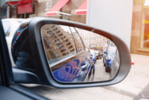 Side mirror replacement cost factors