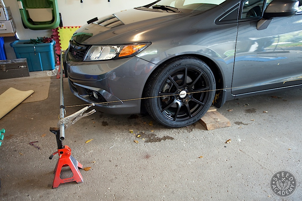 Setting up a DIY string box for wheel alignment measurement