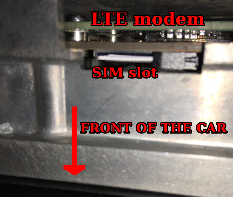 Tesla MCU SIM Slot highlighting the onboard SIM card reader